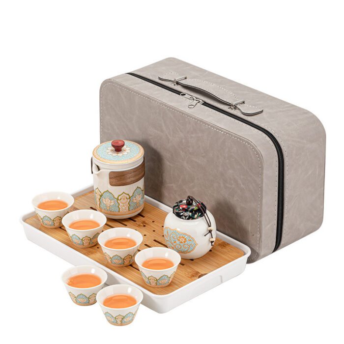 Voninkazo Mivezivezy Tea Set-Mivangongo Voninkazo Mivezivezy Tea Set